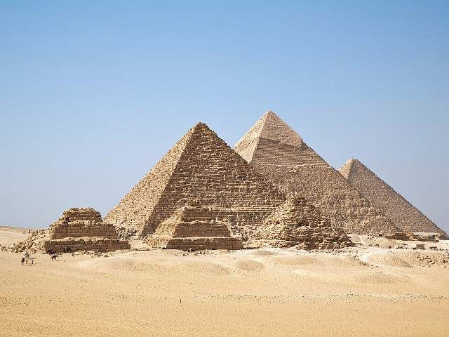 all gizah pyramids 2